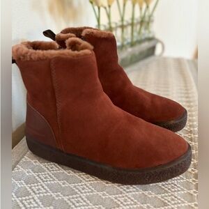 Cougar Brown Ankle Boots size 9